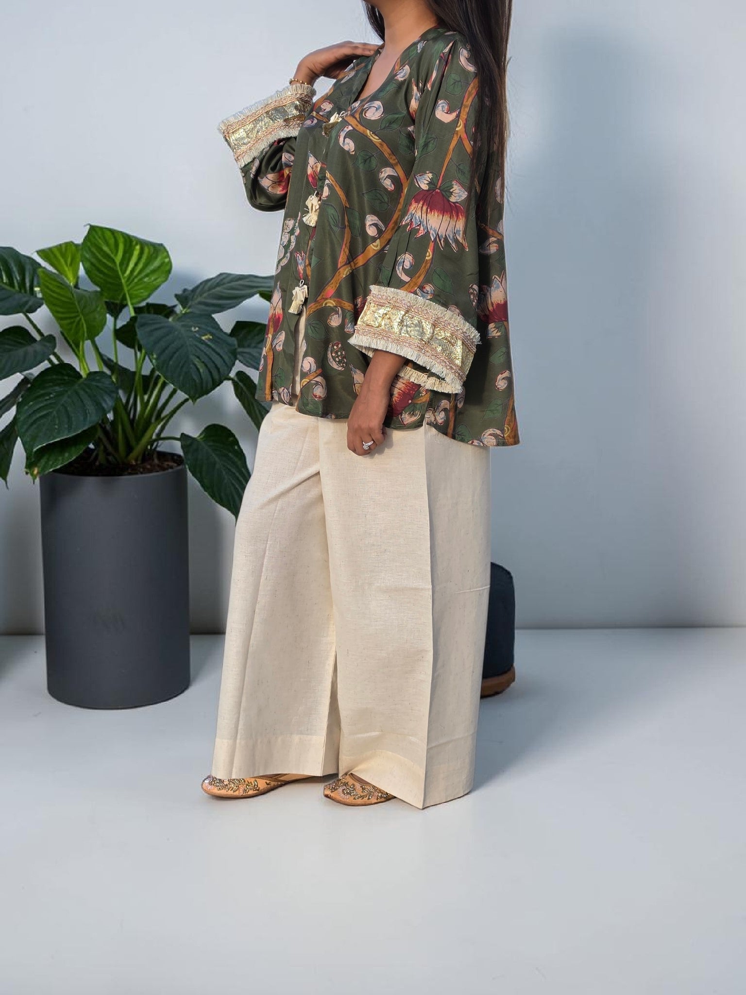 THE BOHO-CHIC Olive Botanical Muslin Linen Co-ord Set