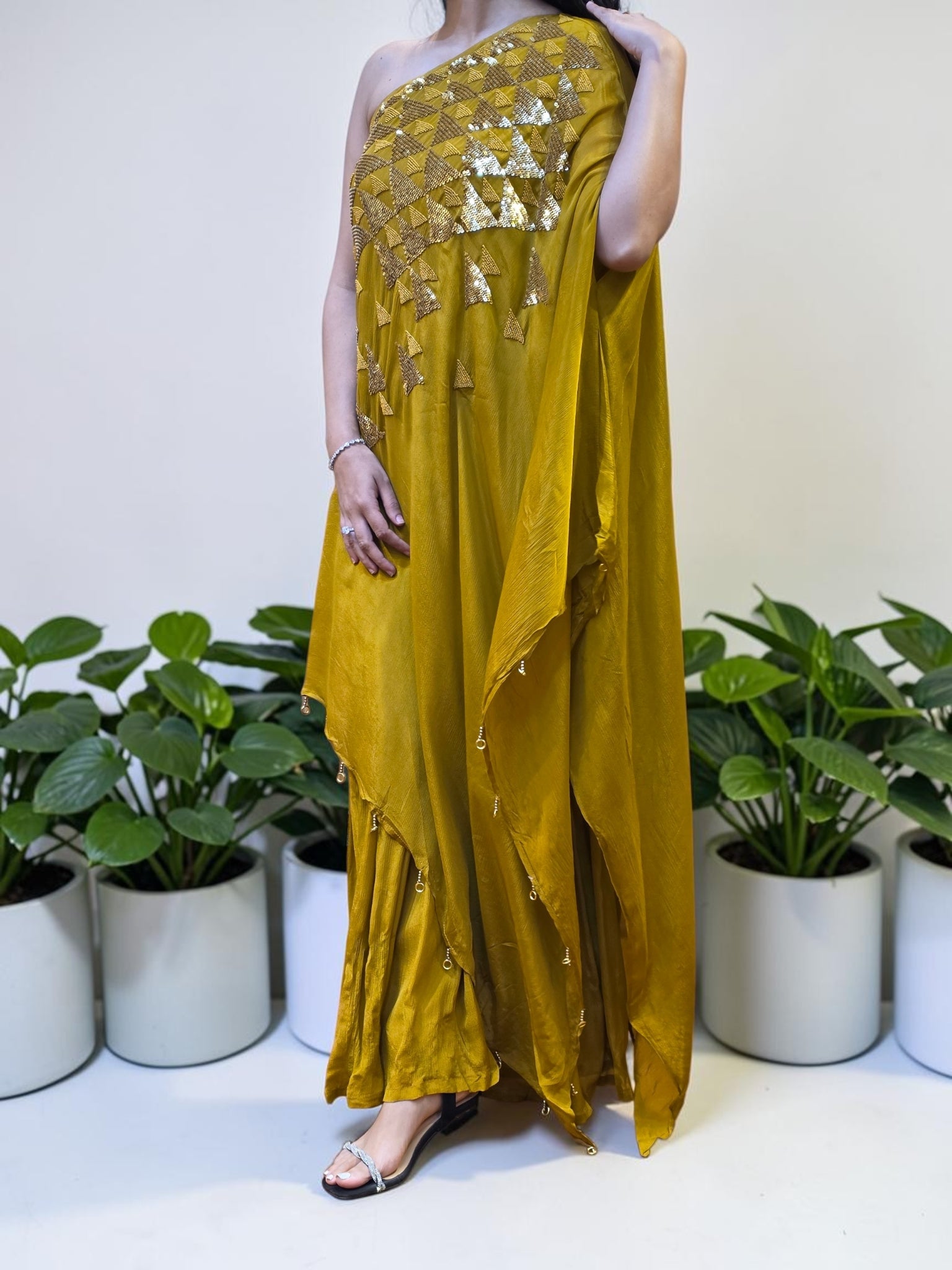 Mustard Yellow Geometric Sequin One-Shoulder Ensemble Kaftan Set ( FREE SIZE CAN FIT TO M,L)