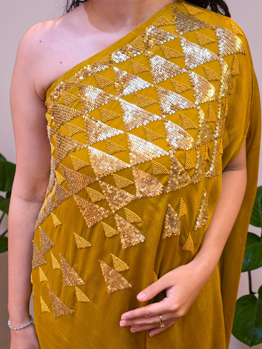 Mustard Yellow Geometric Sequin One-Shoulder Ensemble Kaftan Set ( FREE SIZE CAN FIT TO M,L)