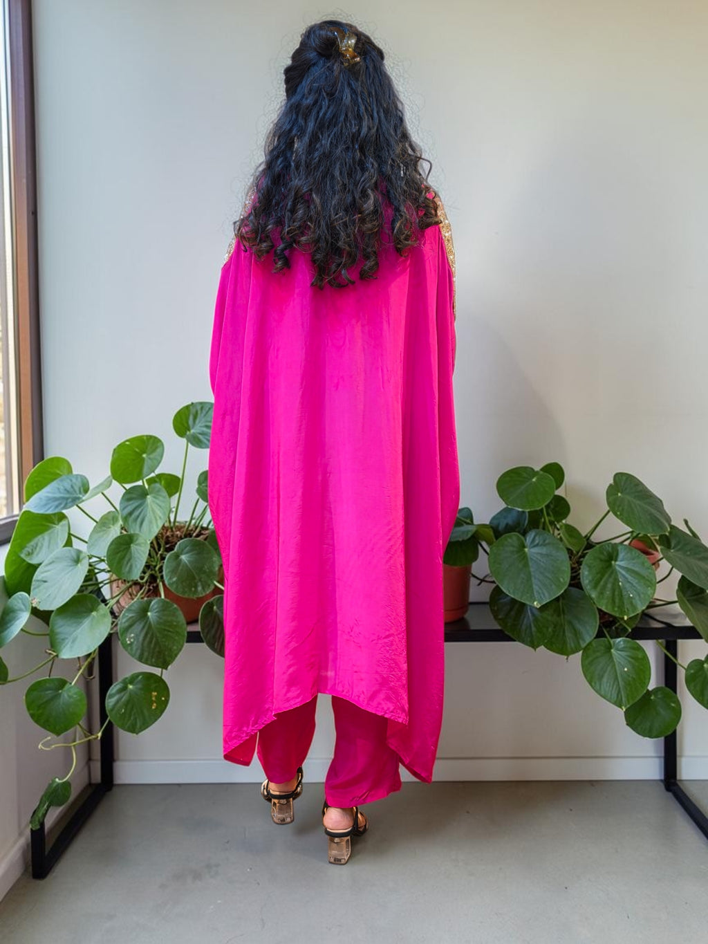 Fuchsia Pink Crepe Cold-Shoulder Kaftan Set