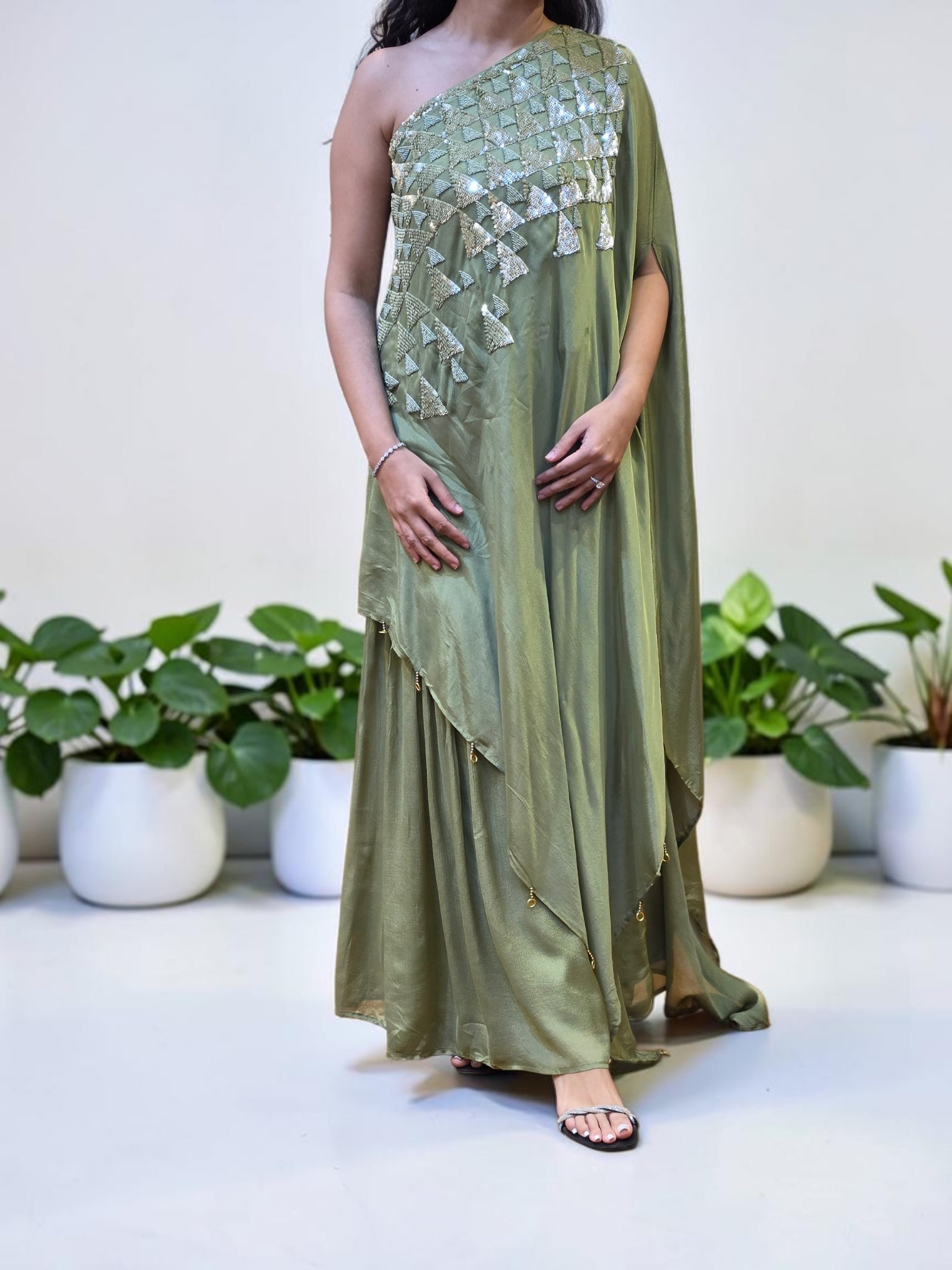 Sage Green Geometric Sequin One-Shoulder Ensemble Kaftan Set (FREE SIZE CAN FIT TO M,L)