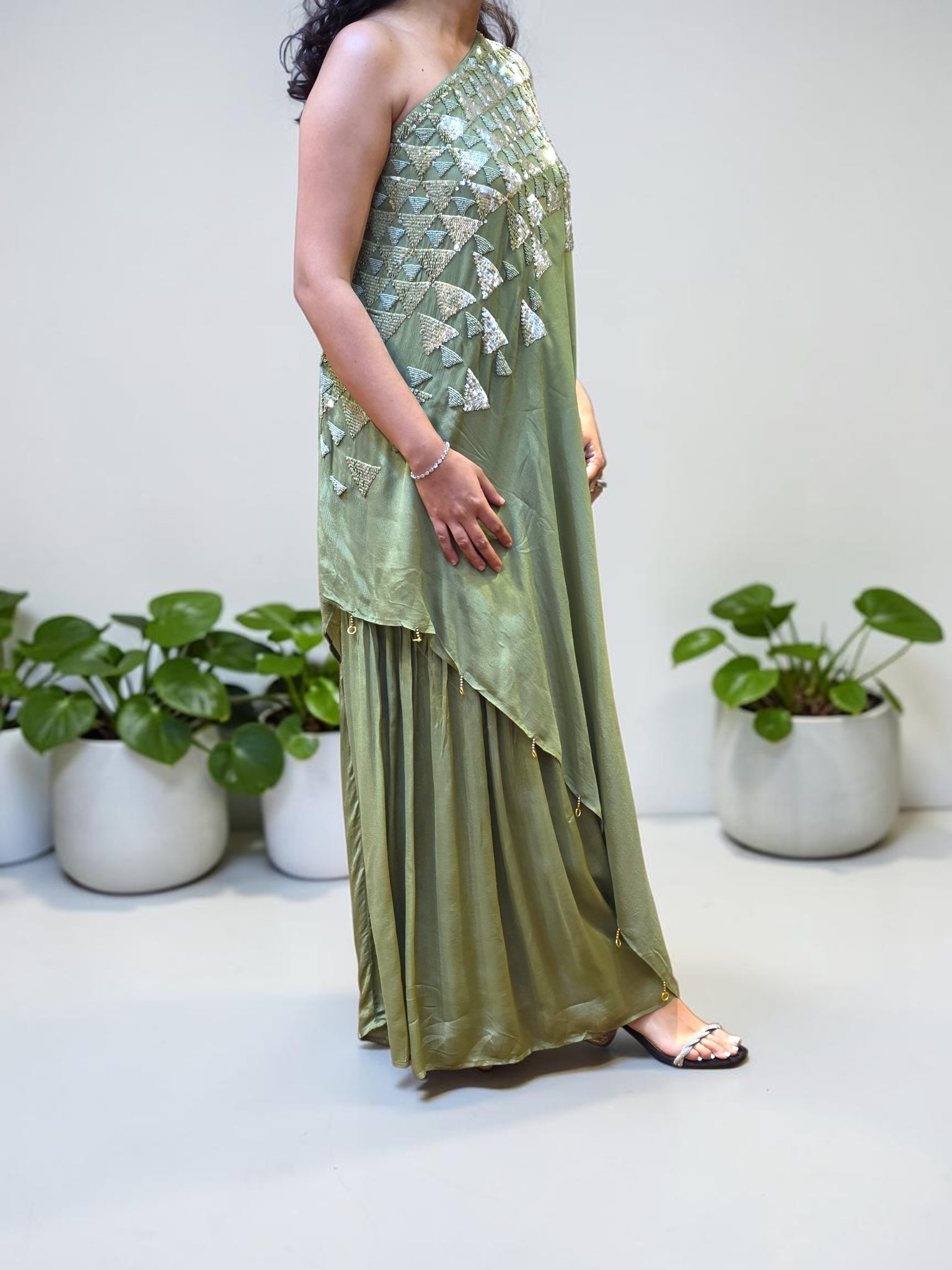 Sage Green Geometric Sequin One-Shoulder Ensemble Kaftan Set (FREE SIZE CAN FIT TO M,L)