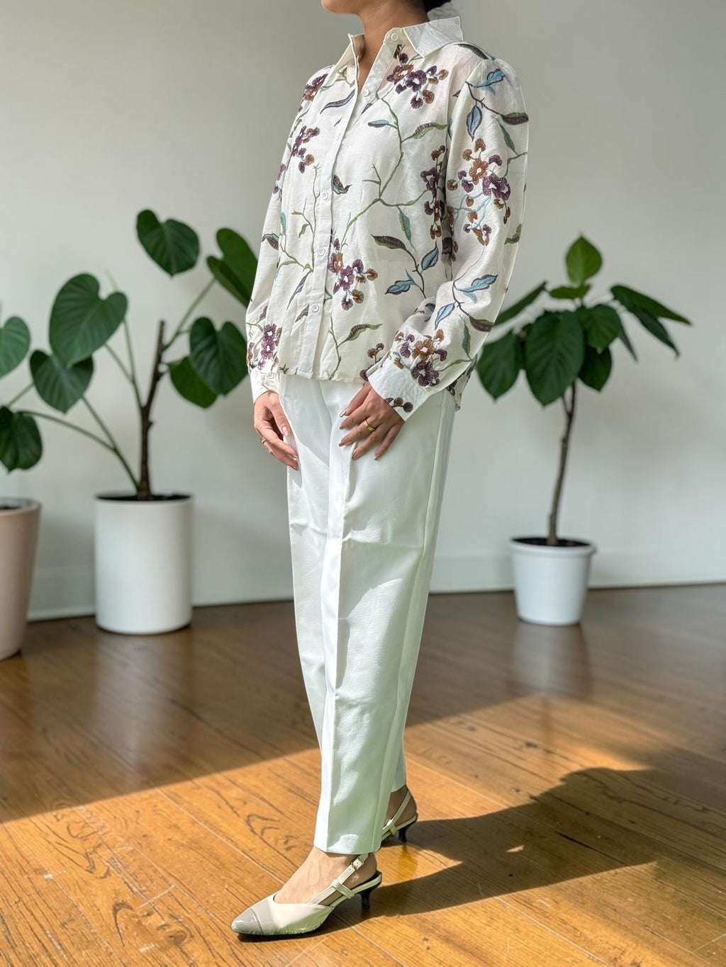 Cotton Embroidered Floral Shirt (FREE SIZE- CAN FIT TO S,M,L)
